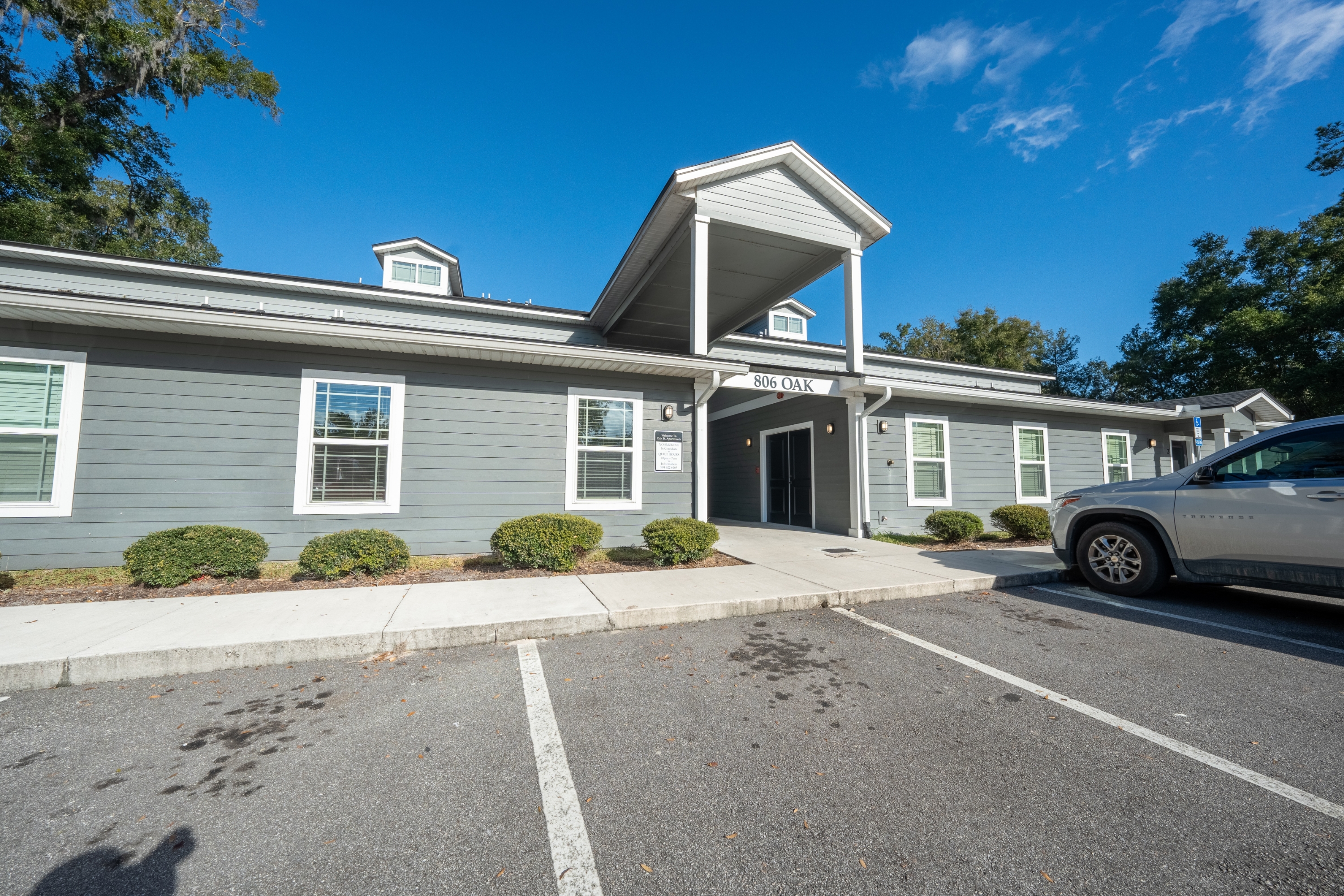 806 Oak Street Unit 17